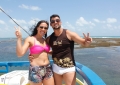 O casal Roger e Eliane de Porto Alegre (Rs) no passeio da Marina Badauê, conhecendo as piscinas naturais de Pirangi.