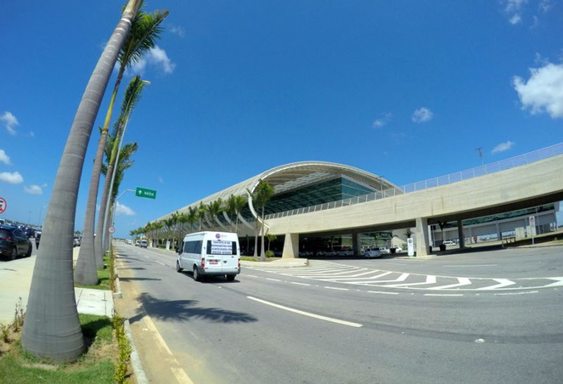 Caem preços da corrida de táxi do Aeroporto até Ponta Negra - Notícias - Natal Online Caem preços da corrida de táxi do Aeroporto até Ponta Negra - Notícias - Natal Online