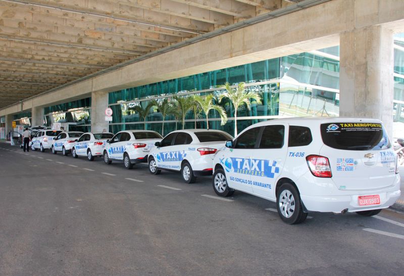 Caem preços da corrida de táxi do Aeroporto até Ponta Negra - Notícias - Natal Online Caem preços da corrida de táxi do Aeroporto até Ponta Negra - Notícias - Natal Online