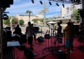O palco fica com a frente para a 
Catedral