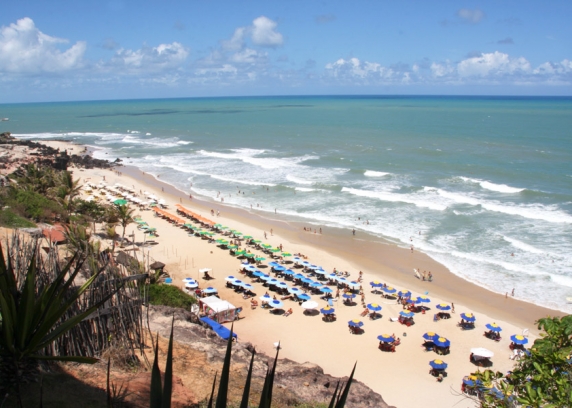 Praia do Amor na parte das barracas.