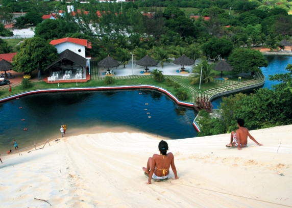 Esquibunda no Pargus Club, na praia de Jacumã