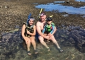 O casal Alexandre e Jéssica de Pariquera-Açu, interior de São Paulo, com a filha Yasmin, nas piscinas naturais de Pirangi.
