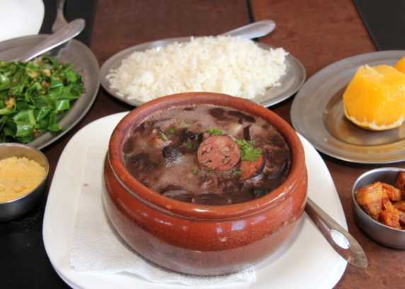 Feijoada aos sábados 