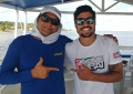 Zequinha da Naturezatur recebe o ator da Rede Globo Caio Castro no passeio de barco em Barra do Cunhaú.